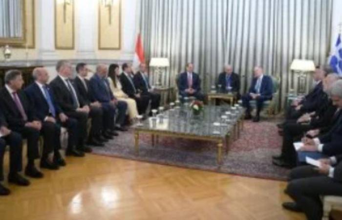 الرئيس السيسى ورئيس وزراء اليونان يؤكدان أهمية استئناف تنفيذ اتفاق وقف إطلاق النار بغزة