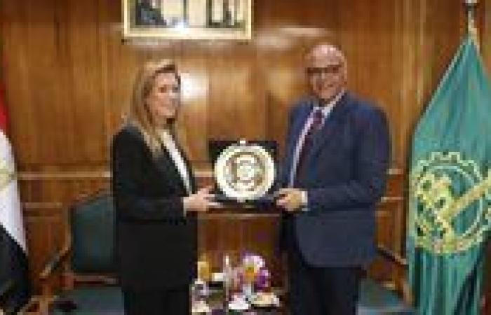 محافظ القليوبية يستقبل المدير التنفيذى للاكاديمية الوطنية للتدريب وتاهيل الشباب