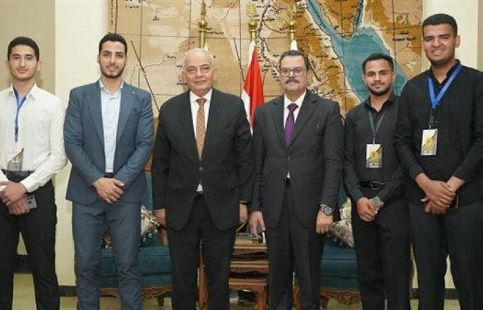 طلاب جامعة الريادة يشاركون في الملتقى الحواري لبناء الوعي